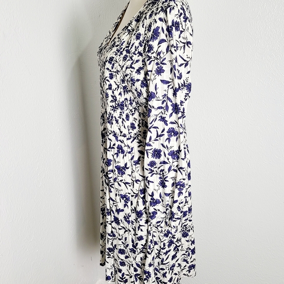 Old Navy Smocked Navy Blue & White Floral Print Dress, Size Large - Picture 7 of 11